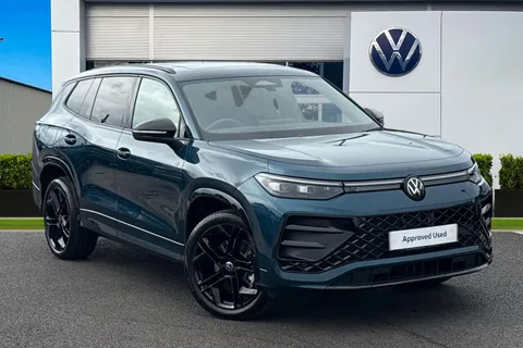 Volkswagen Tayron 1.5 TSI eHybrid 272 R-Line Edition 5dr DSG6 **TOW BAR, BLACK STYLING PACK**