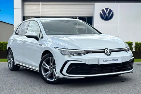 Volkswagen Golf MK8 Hatchback 5Dr 1.5 eTSI 150 R-Line EVo DSG | Rear Camara | Lane Assist