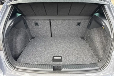 SEAT Arona 1.0 TSI FR Black Edition DSG Euro 6 (s/s) 5dr Thumbnail #7