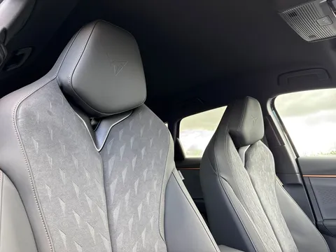 20 of 57 for CUPRA Terramar 1.5 eTSI V2 DSG Euro 6 (s/s) 5dr