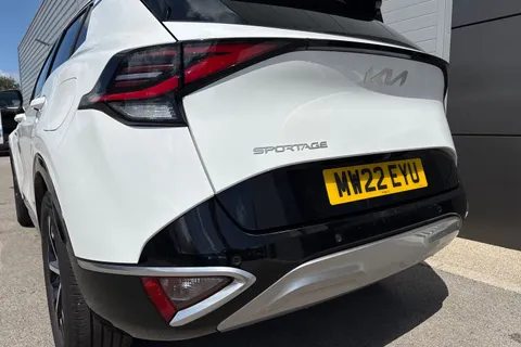 MW22EYU Kia Sportage 1.6 CRDi MHEV 4 DCT AWD Euro 6 (s/s) 5dr Thumbnail #8