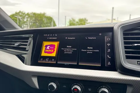  Audi A1 1.0 TFSI 25 Black Edition Sportback Euro 6 (s/s) 5dr Thumbnail #17