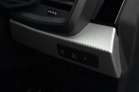  Audi A1 1.0 TFSI 25 Black Edition Sportback Euro 6 (s/s) 5dr Thumbnail #42