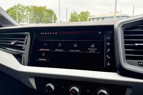  Audi A1 1.0 TFSI 25 Black Edition Sportback Euro 6 (s/s) 5dr Thumbnail #53