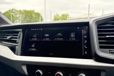  Audi A1 1.0 TFSI 25 Black Edition Sportback Euro 6 (s/s) 5dr Thumbnail #59