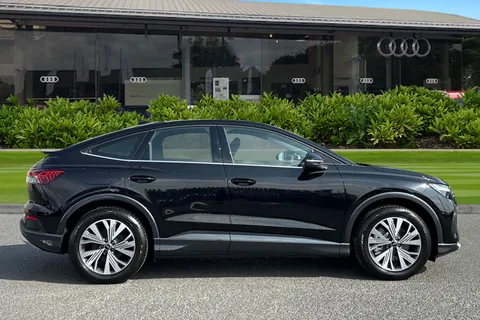 Audi Q4 e-tron 45 Sport Sportback Auto 5dr 82kWh Thumbnail #4