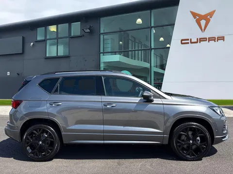  SEAT Ateca 1.5 TSI EVO FR Black Edition DSG Euro 6 (s/s) 5dr Thumbnail #4