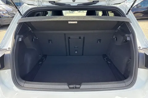 CX25XXT Volkswagen Golf 2.0 TSI 333 R 4M DSG⭐19' 'Warmenau' alloy, R performance pack &  exhaust sy Thumbnail #7