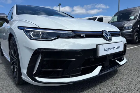 CX25XXT Volkswagen Golf 2.0 TSI 333 R 4M DSG⭐19' 'Warmenau' alloy, R performance pack &  exhaust sy Thumbnail #9