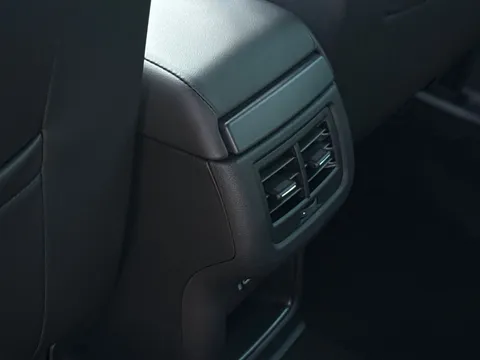  SEAT Ateca 1.5 TSI EVO FR Black Edition DSG Euro 6 (s/s) 5dr Thumbnail #38