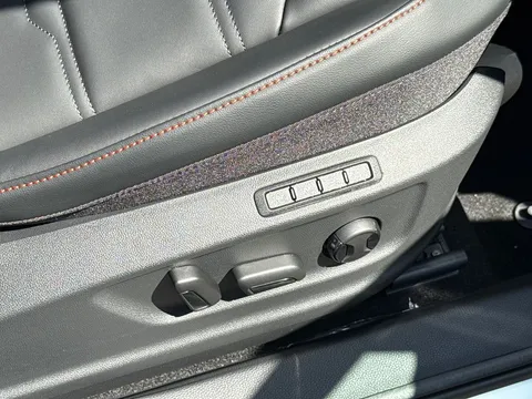  SEAT Ateca 1.5 TSI EVO FR Black Edition DSG Euro 6 (s/s) 5dr Thumbnail #42