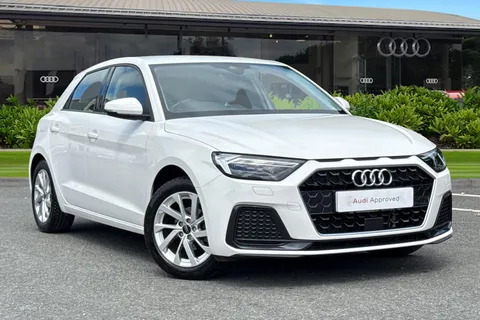 Audi A1 Sport 25 Tfsi Sport 25 TFSI 95 PS 5-speed
