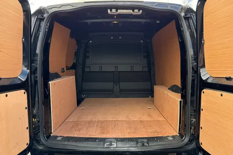 DA24CVD Volkswagen Caddy 2.0 TDI 122PS Commerce Pro Van DSG Thumbnail #7