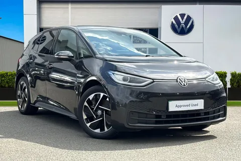 Volkswagen ID.3 Family 58kWh Pro Performance 204PS Automatic | 18' East Derry Alloys