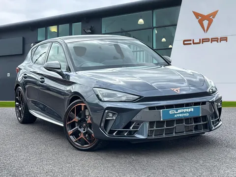 CUPRA Leon 2.0 TSI (300ps) VZ3 DSG ** PANORAMIC SUNROOF**