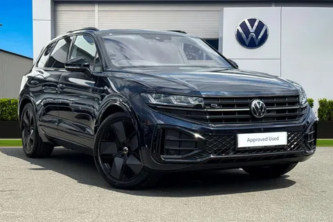 Volkswagen Touareg 3.0TDI (286ps) Black Edition 4Motion | Air Suspension | Dynaudio | Towbar