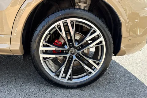  Audi Q5 2.0 TDI Edition 1 S Tronic quattro Euro 6 (s/s) 5dr Thumbnail #13