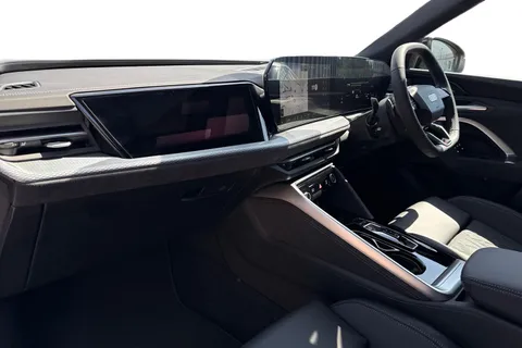  Audi Q5 2.0 TDI Edition 1 S Tronic quattro Euro 6 (s/s) 5dr Thumbnail #15