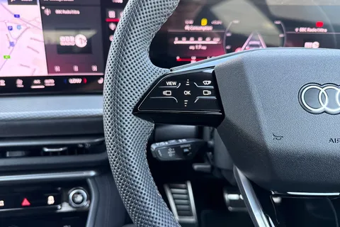  Audi Q5 2.0 TDI Edition 1 S Tronic quattro Euro 6 (s/s) 5dr Thumbnail #32