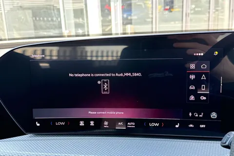  Audi Q5 2.0 TDI Edition 1 S Tronic quattro Euro 6 (s/s) 5dr Thumbnail #40