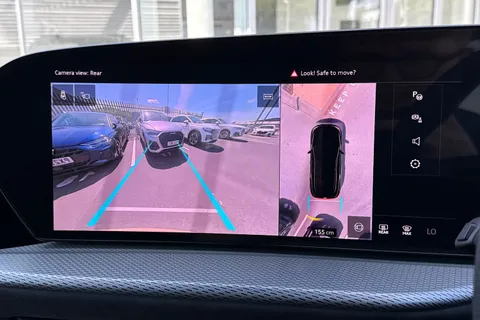  Audi Q5 2.0 TDI Edition 1 S Tronic quattro Euro 6 (s/s) 5dr Thumbnail #46