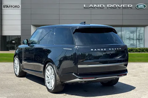 Land Rover Range Rover 3.0 D300 MHEV HSE Auto 4WD Euro 6 (s/s) 5dr Thumbnail #3