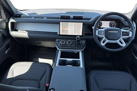 Land Rover Defender 110 3.0 D250 MHEV S Auto 4WD Euro 6 (s/s) 5dr Thumbnail #10