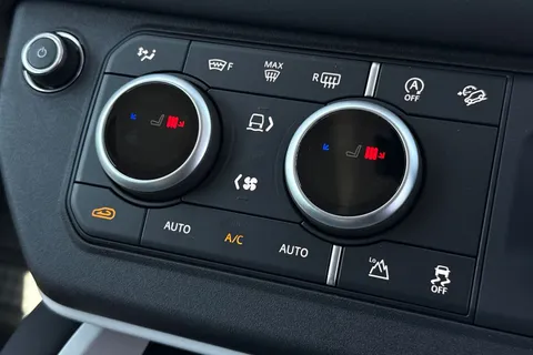 Land Rover Defender 110 3.0 D250 MHEV S Auto 4WD Euro 6 (s/s) 5dr Thumbnail #20