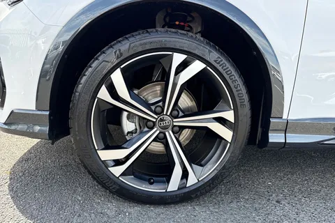 Audi Q3 1.5 TFSI CoD 35 Black Edition S Tronic Euro 6 (s/s) 5dr Thumbnail #11