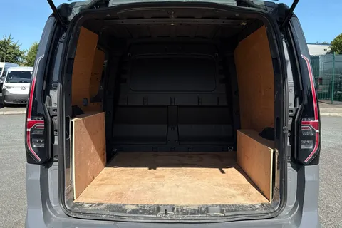 DE24SXX Volkswagen Caddy 2.0 TDI 122PS Commerce Pro Van DSG Thumbnail #7