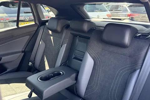 Volkswagen ID.4 Pro 77kWh Match Auto 5dr Thumbnail #19