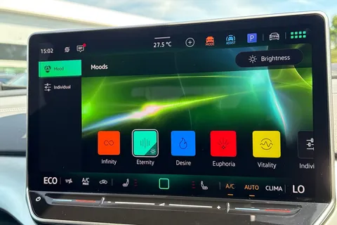 Volkswagen ID.4 Pro 77kWh Match Auto 5dr Thumbnail #33