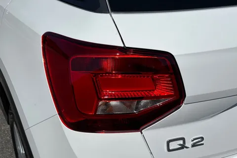 Audi Q2 1.0 TFSI 30 Sport Euro 6 (s/s) 5dr Thumbnail #8