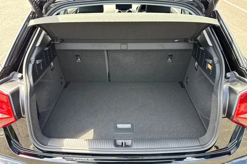 MT74JVL Audi Q2 Sport 30 TFSI 116 PS 6-speed Thumbnail #7