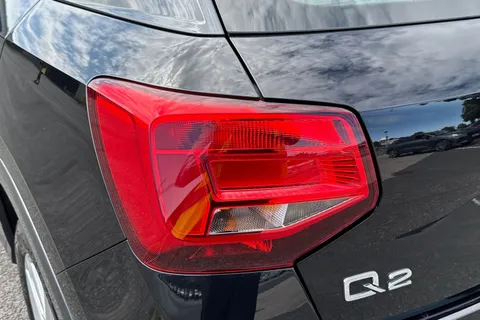 MT74JVL Audi Q2 Sport 30 TFSI 116 PS 6-speed Thumbnail #8