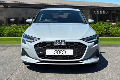 Audi A3 1.5 TFSI 35 Sport S Tronic Euro 6 (s/s) 4dr Thumbnail #6