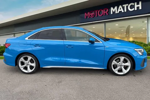 ML70AXW Audi A3 1.5 TFSI 35 S line Euro 6 (s/s) 4dr Thumbnail #4