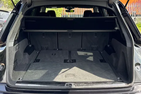 MA70LLR Audi SQ7 4.0 TDI V8 Tiptronic quattro Euro 6 (s/s) 5dr Thumbnail #7