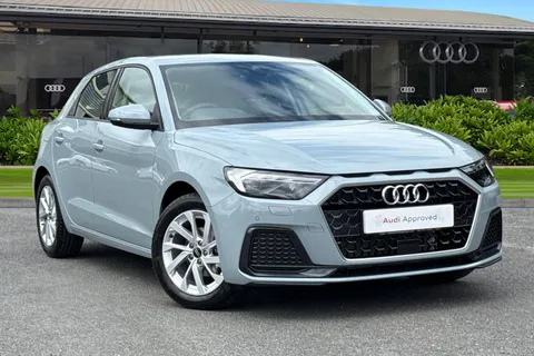 Audi A1 Sport 25 TFSI  95 PS 5-speed