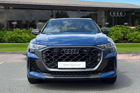 DV25ENR Audi RS Q8 SUV performance Carbon Black   640 PS tiptronic Thumbnail #6