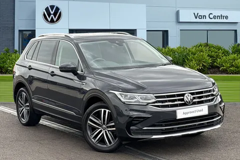 Volkswagen Tiguan PA Elegance 2.0 TSI 190PS 7-speed DSG 4Motion 5 Dr