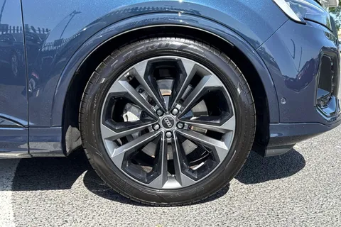 KO74UPN Audi Q7 SUV Black Edition 50 TDI quattro 286 PS tiptronic Thumbnail #10