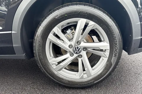 Volkswagen T-Roc 1.5 TSI R-Line DSG Euro 6 (s/s) 5dr Thumbnail #11