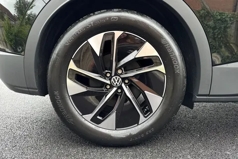  Volkswagen ID.4 Pro 77kWh Match Auto 5dr Thumbnail #11