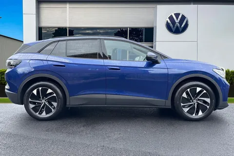  Volkswagen ID.4 Pro 77kWh Match Auto 5dr Thumbnail #4