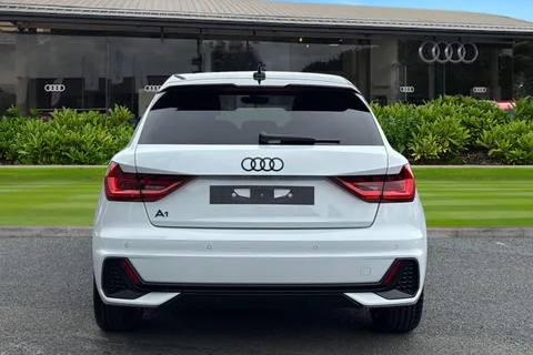 Audi A1 1.0 TFSI 25 Black Edition Sportback Euro 6 (s/s) 5dr Thumbnail #5