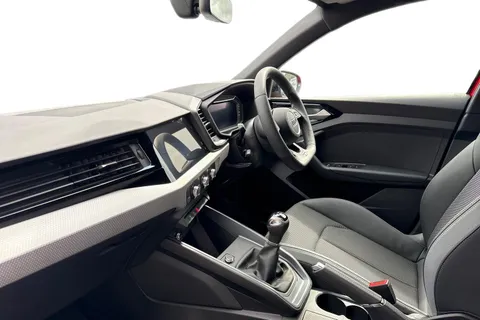  Audi A1 1.0 TFSI 25 Black Edition Sportback Euro 6 (s/s) 5dr Thumbnail #9