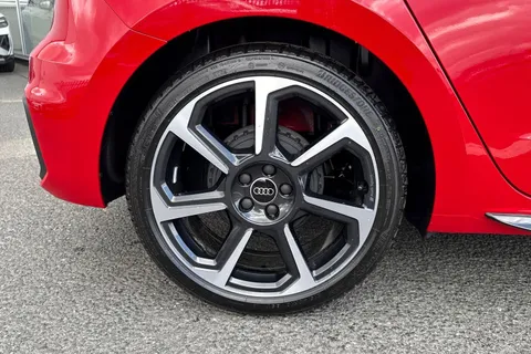  Audi A1 1.0 TFSI 25 Black Edition Sportback Euro 6 (s/s) 5dr Thumbnail #23
