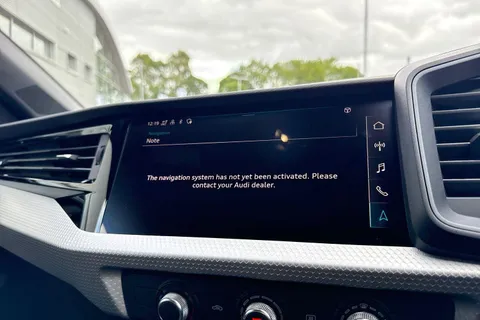  Audi A1 1.0 TFSI 25 Black Edition Sportback Euro 6 (s/s) 5dr Thumbnail #53