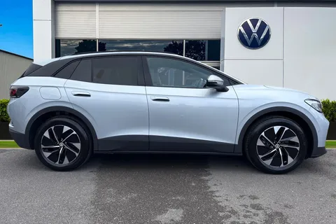  Volkswagen ID.4 Pure 52kWh Match Auto 5dr Thumbnail #4